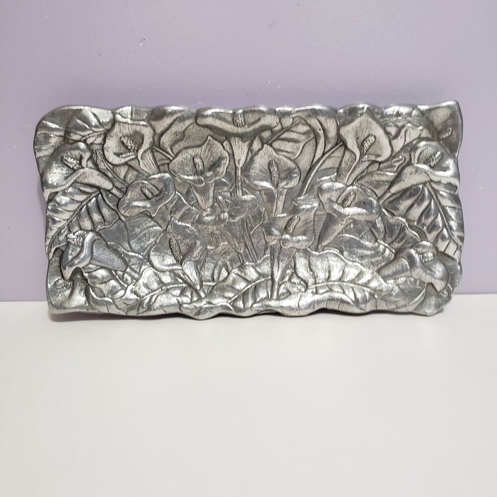 King Arthurs Court Lily Pattern Serving Candy Dinner Tray 1q"×5.5"×1"